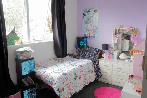 Photo of property in 10 Custom Street, Ashhurst, 4810