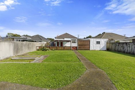 Photo of property in 8 Green Street, Epuni, Lower Hutt, 5011