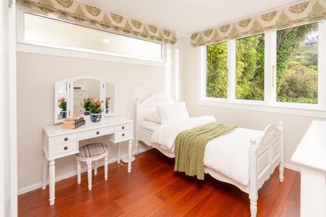 Photo of property in 19 Waikare Street, Karori, Wellington, 6012