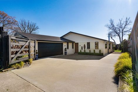 Photo of property in 28 Reynolds Road, Havelock North, 4130