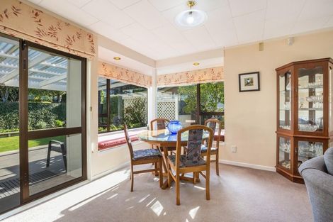 Photo of property in 16 Albatross Close, Whitby, Porirua, 5024
