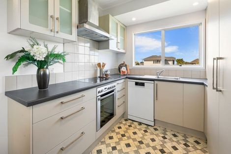 Photo of property in 1/41 Jutland Road, Hauraki, Auckland, 0622