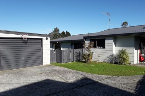 Photo of property in 7 Pokapu Place, Bethlehem, Tauranga, 3110
