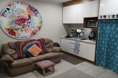 Photo of property in 3 Fricker Way, Flat Bush, Auckland, 2019