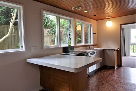 Photo of property in 9 Ardross Avenue, Khandallah, Wellington, 6035