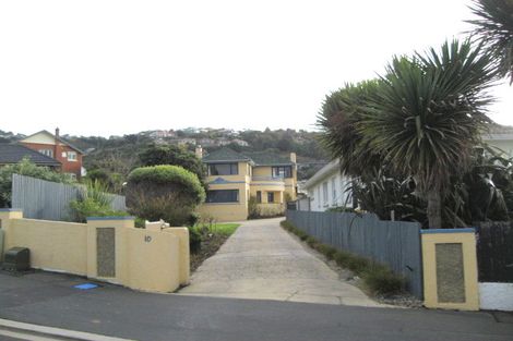 Photo of property in 10 Cliffs Road, Saint Clair, Dunedin, 9012