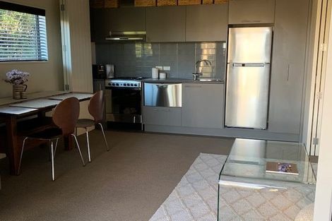 Photo of property in 38 Amber Close, Arthurs Point, Queenstown, 9371