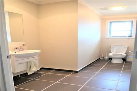 Photo of property in 760 Main North Road, Belfast, Christchurch, 8051