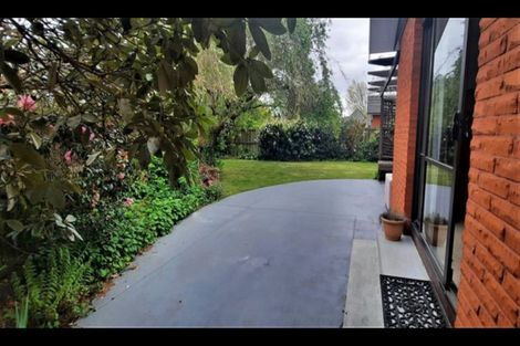 Photo of property in 1/16b Montclare Avenue, Ilam, Christchurch, 8041