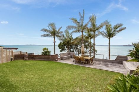 Photo of property in 5 Rangitoto View Road, Cockle Bay, Auckland, 2014