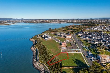 Photo of property in 6 Turbine Way, Hobsonville, 0616