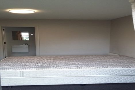 Photo of property in 12 Auburn Avenue, Upper Riccarton, Christchurch, 8041