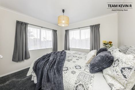 Photo of property in 5 Reyland Close, Weymouth, Auckland, 2103