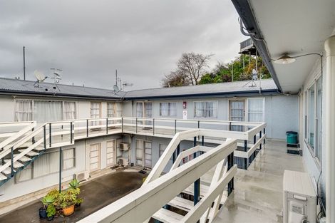 Photo of property in 10 Faraday Street, Hospital Hill, Napier, 4110