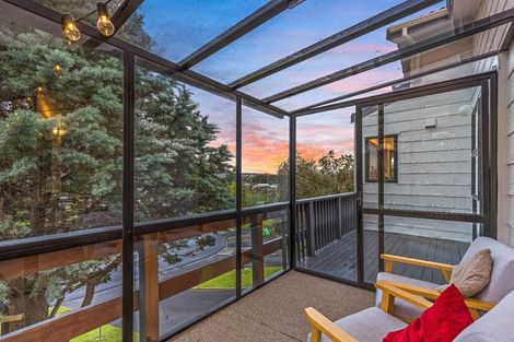 Photo of property in 24 Kenneth Hopper Place, Manly, Whangaparaoa, 0930