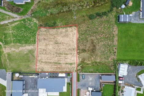 Photo of property in 28 Glenda Place, Seaward Bush, 9812