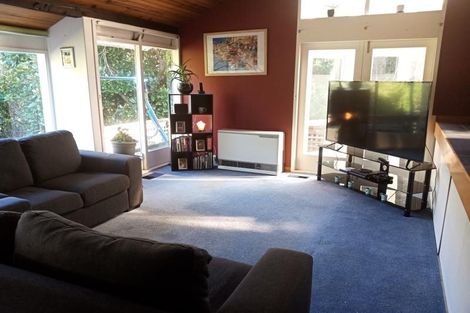 Photo of property in 85 Tirohanga Road, Tirohanga, Lower Hutt, 5010