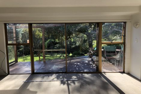 Photo of property in 2/29 Awaruku Road, Torbay, Auckland, 0630