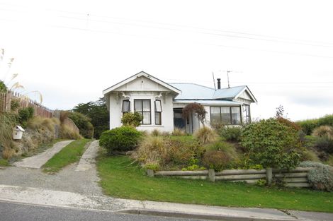 Photo of property in 4 Dartmouth Street, Kaitangata, 9210