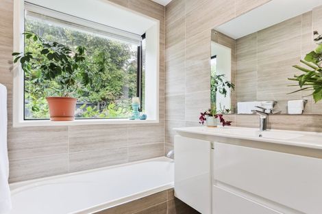 Photo of property in 1/5 Merrin Street, Avonhead, Christchurch, 8042