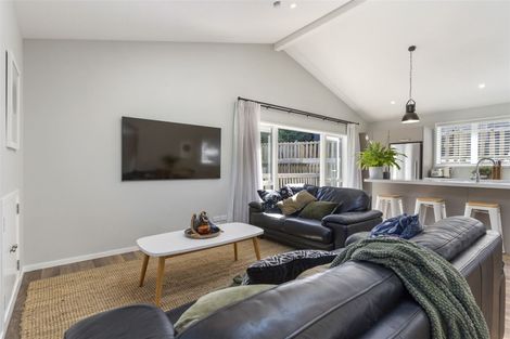 Photo of property in 35a Taurus Crescent, Beach Haven, Auckland, 0626