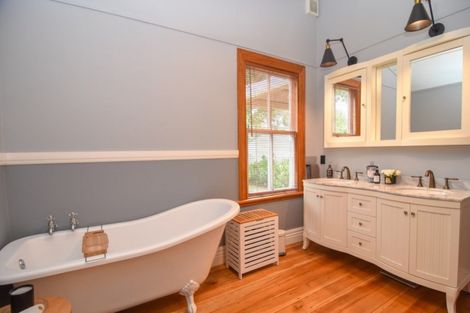 Photo of property in 5 Clifton Avenue, Carterton, 5713