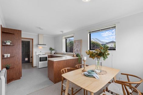 Photo of property in 6a Rolfe Place, Bishopdale, Christchurch, 8053