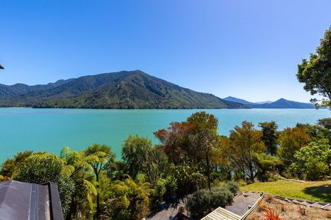 Photo of property in 606 Moetapu Bay Road, Moetapu Bay, Picton, 7282