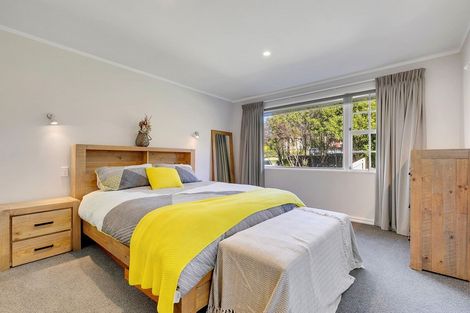 Photo of property in 15 Charthouse Lane, Whitby, Porirua, 5024