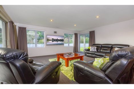 Photo of property in 3 Tussock Place, Stoke, Nelson, 7011