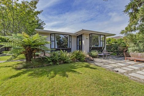 Photo of property in 55 Oriana Crescent, Hornby, Christchurch, 8042