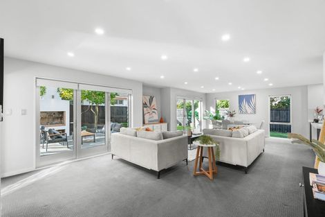 Photo of property in 16 Riverbank Road, Northwood, Christchurch, 8051