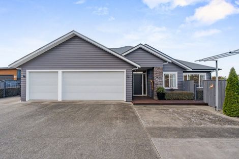 Photo of property in 27 Mill Grove, Clareville, Carterton, 5713