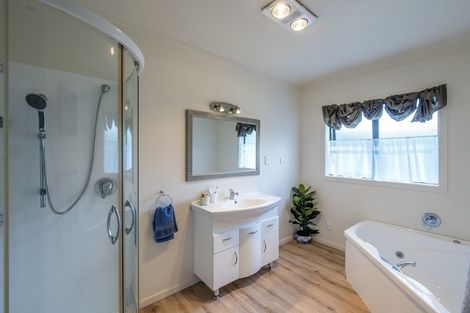 Photo of property in 7 Faydon Close, Ohau, Levin, 5570