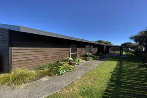 Photo of property in 3a Lyn Grove, Papamoa Beach, Papamoa, 3118