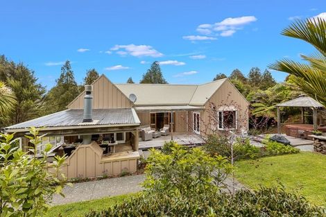 Photo of property in 37 Govan Wilson Road, Whangaripo, Warkworth, 0985