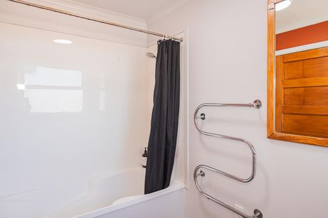 Photo of property in 21 Tay Street, Oamaru North, Oamaru, 9400