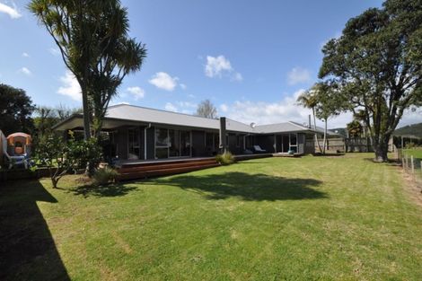 Photo of property in 71 Tangiteroria Lane, Pauanui, Hikuai, 3579