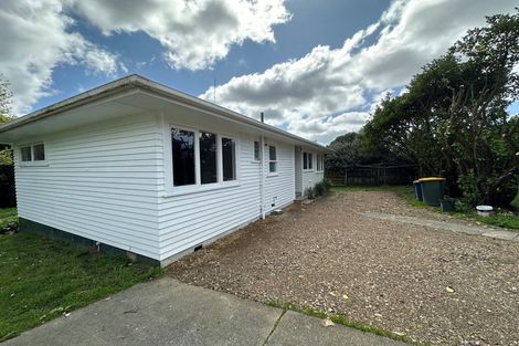 Photo of property in 61 Barrys Road, Glendene, Auckland, 0602