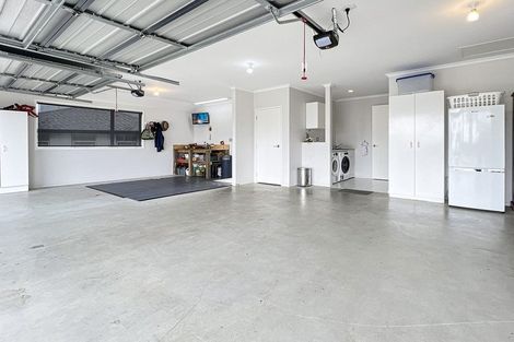 Photo of property in 65 Capriana Drive, Karaka, Papakura, 2113