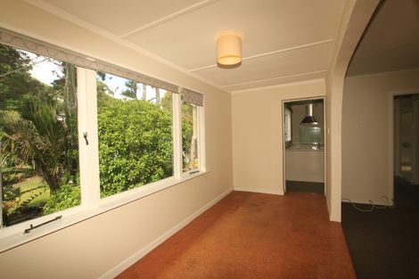 Photo of property in 41 Derwent Crescent, Titirangi, Auckland, 0604