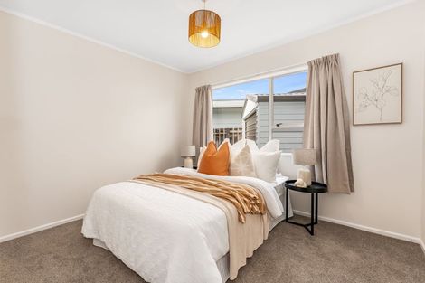 Photo of property in 12 Gaff Place, Whitby, Porirua, 5024