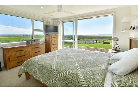 Photo of property in 3354 Kaipara Coast Highway, Glorit, Warkworth, 0984