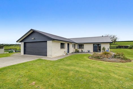 Photo of property in 16 Friedlander Road, Tuakau, 2694
