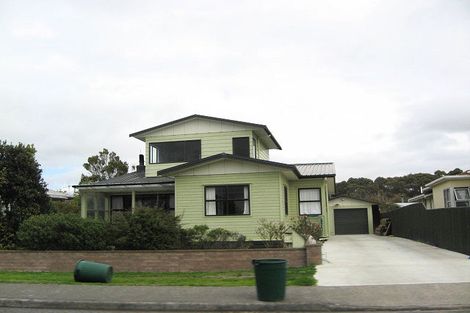 Photo of property in 110 Beach Road, Haumoana, 4102