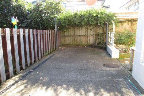 Photo of property in 4/33 Rodney Street, Howick, Auckland, 2014