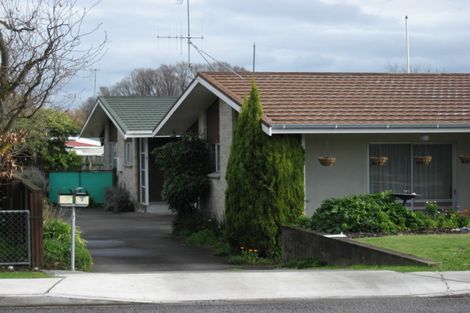 Photo of property in 2/7 Brookvale Road, Havelock North, 4130