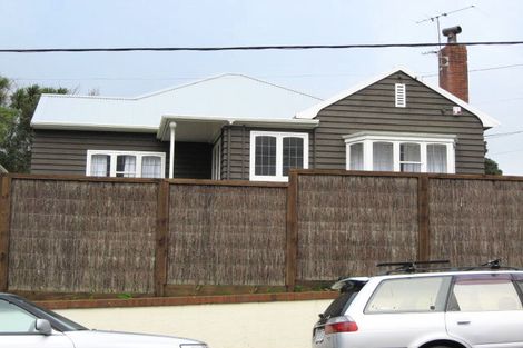 Photo of property in 9 Donald Street, Karori, Wellington, 6012