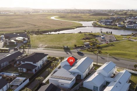 Photo of property in 24 Montiicola Drive, Papamoa Beach, Papamoa, 3118