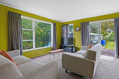 Photo of property in 35 Cologne Street, Martinborough, 5711